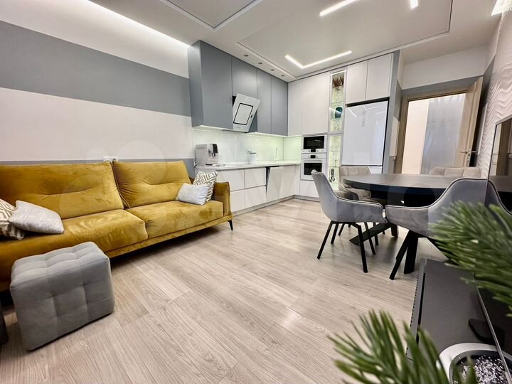 2-к. квартира, 83 м², 2/24 эт.