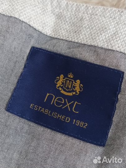 Тройка next (жилет+рубашка+сине-белая бабочка) Б/У