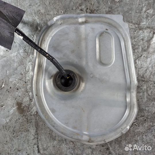 Лючок бензобака Mitsubishi Outlander 3 2015-2021