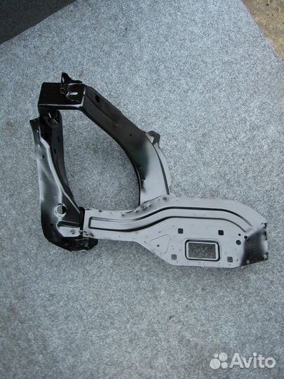 Рамка фары Mercedes W164 A1646200191