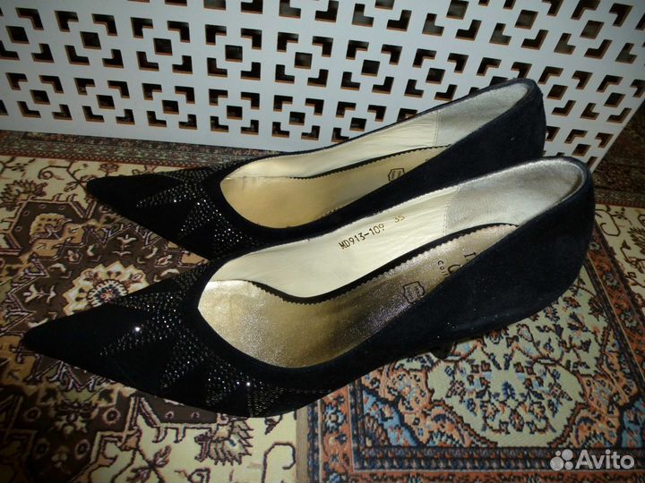 Туфли женские замшевые, черные