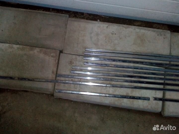 Молдинги на двери ваз 2106