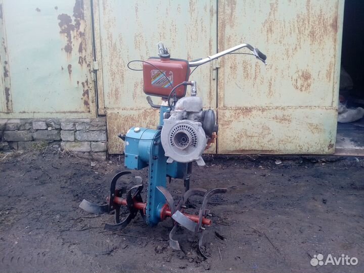 Мотокультиватор родом из СССР Фермер-М