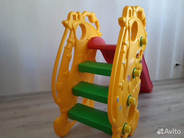 Продается горка детская
