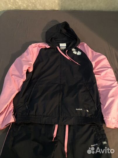 Костюм спортивный