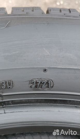 Pirelli Winter Ice Zero 235/55 R19