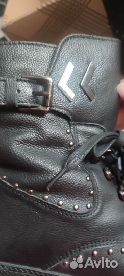 Ботинки женские зимние 39 размер б/у