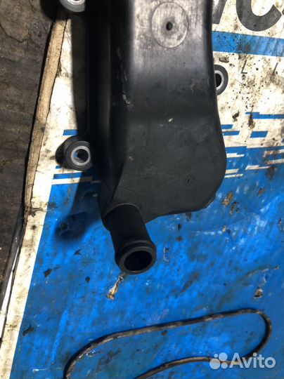 Крышка vw,audi,porshe 059103525f