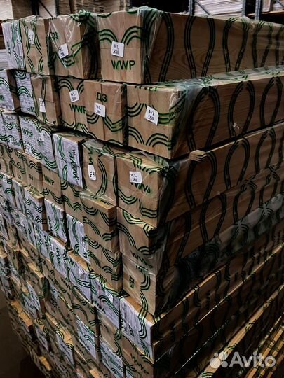 Частные постройки с лиственничным брусом