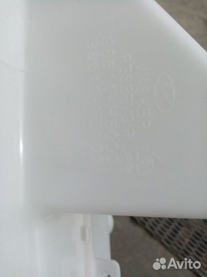 Бачок омывателя Hyundai Solaris 2