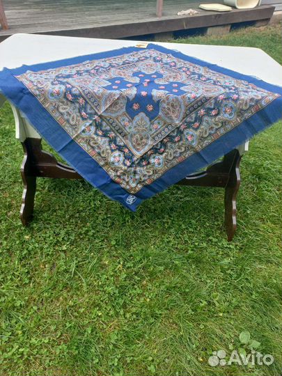 Павловопосадские шерстяные платки