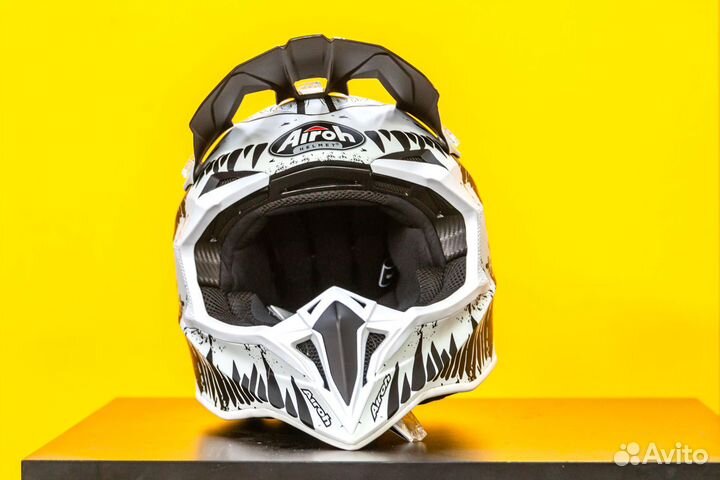 Кроссовый шлем Airoh Wraap Beast Matt