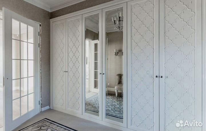 Шкаф распашной