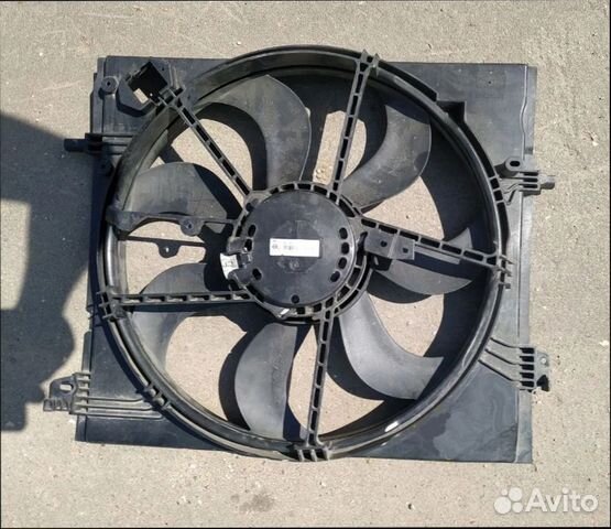 Nissan Qashqai J11 диффузор вентилятора 21481-BM90