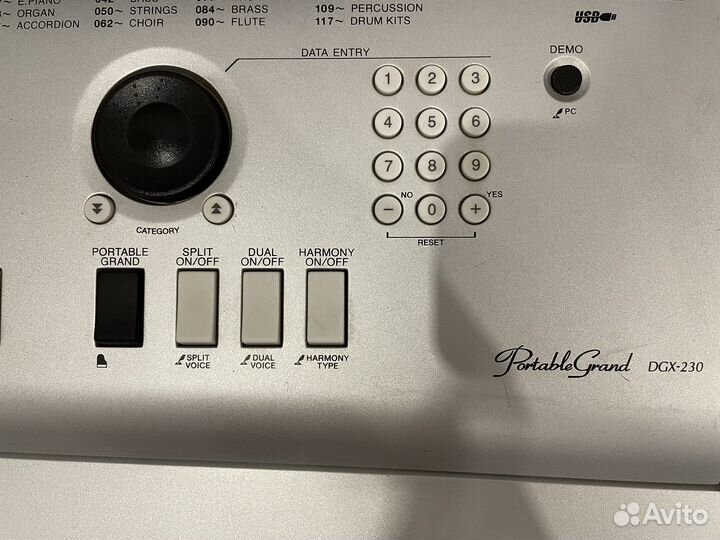 Синтезатор yamaha portable grand dgx-230