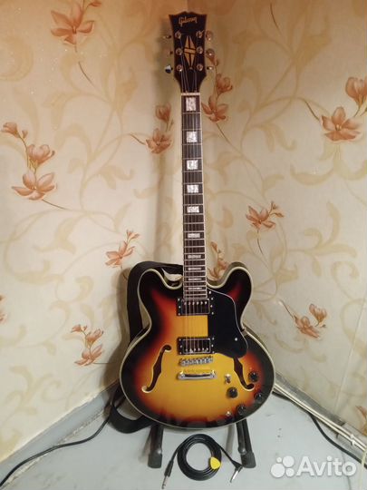 Электрогитара Gibson ES 335 (копия)с чехлом