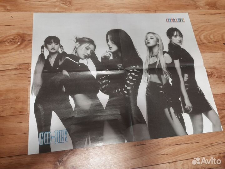 Плакаты постеры аниме