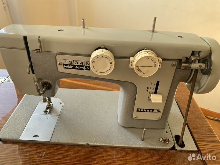 Швейная машина Чайка 3