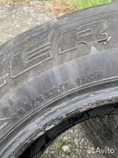 Bridgestone Dueler H/T 265/65 R17