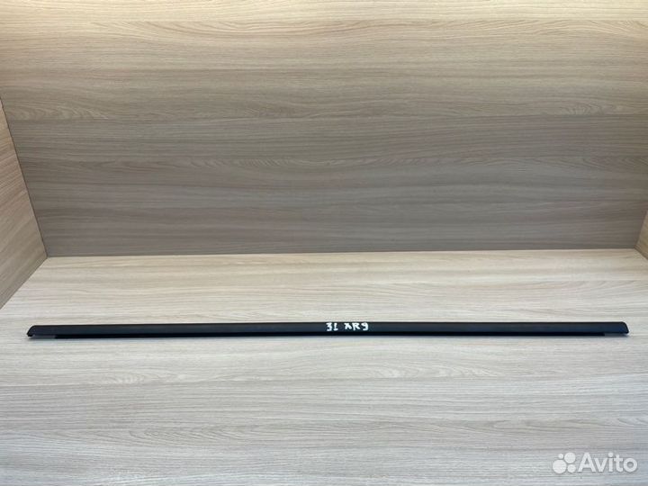 Уплотнитель стекла двери задний левый LADA X-Ray