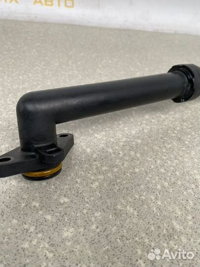 Трубка вакуумная Mercedes-Benz C200 W204 M271.860