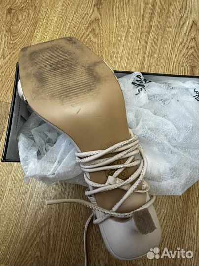 Летние босоножки