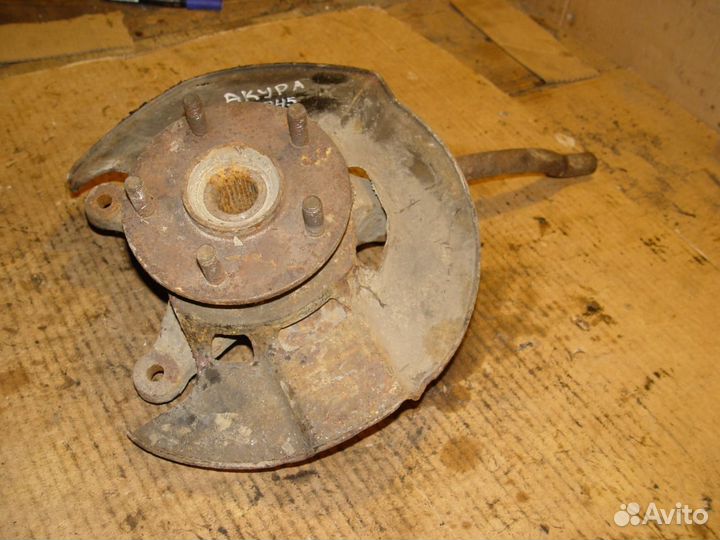 Поворотные кулаки передние Acura mdx 02г