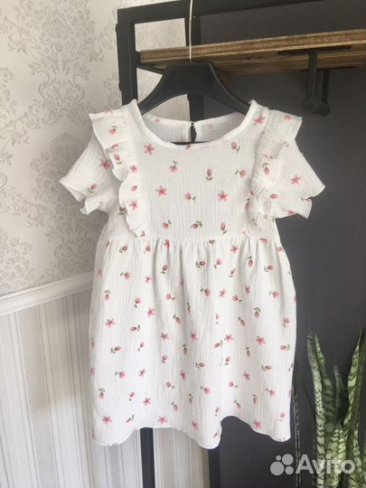 Платье из муслина для девочки новое
