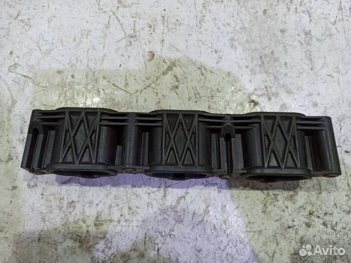 Впускной коллектор Форд