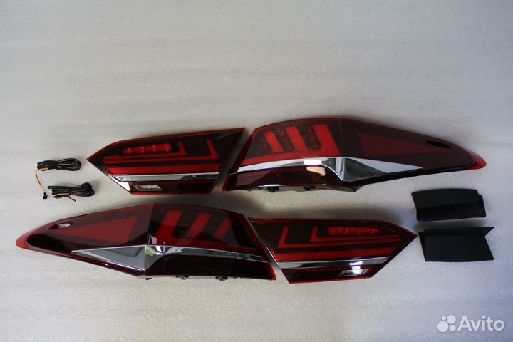 Camry 70 Стоп сигналы в стиле Lexus c хромом L1XQ5