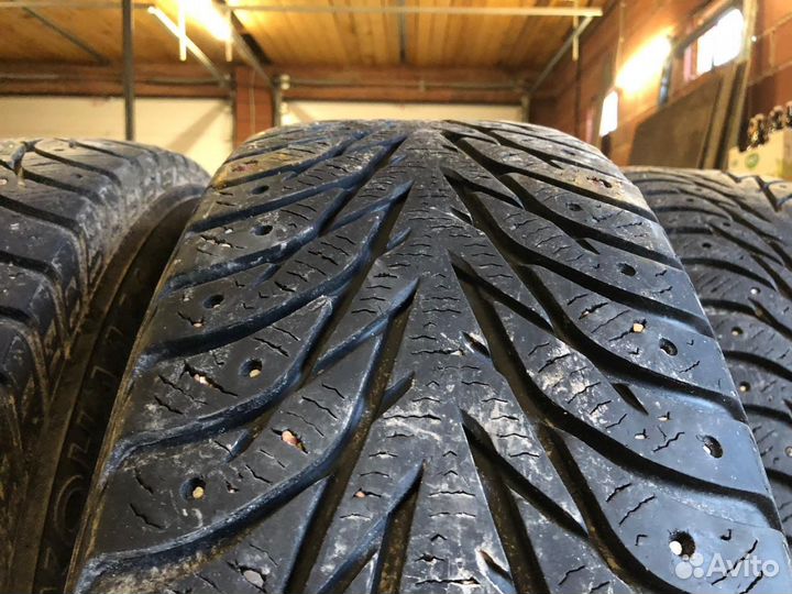 Yokohama IceGuard Stud IG65 225/65 R17 102T