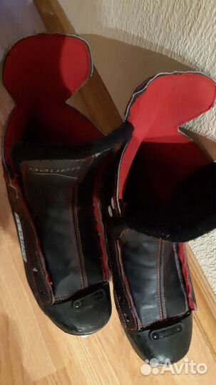 Коньки хоккейные