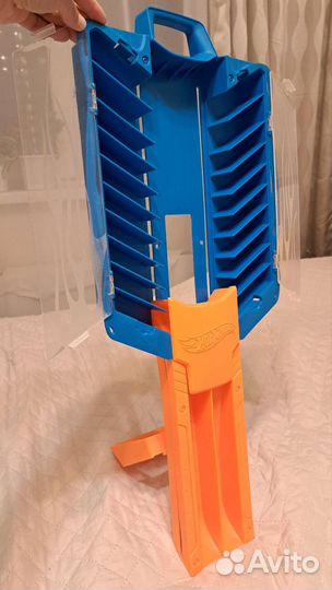 Портативный кейс-автотрек Hot Wheels