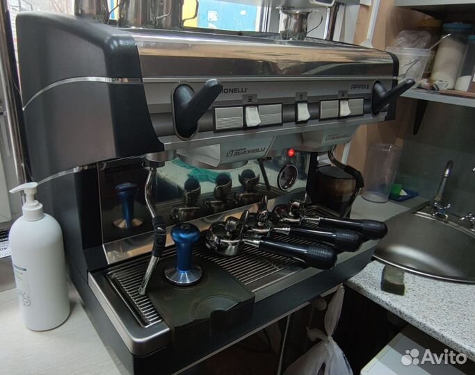 Кофемашина+кофемолка nuova simonelli