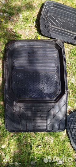 Автомобильные коврики резиновые