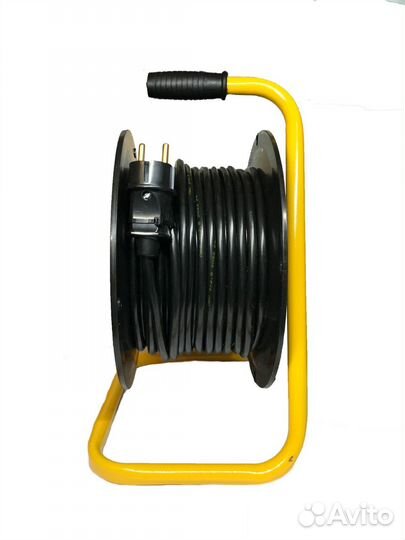 Удлинитель на катушке