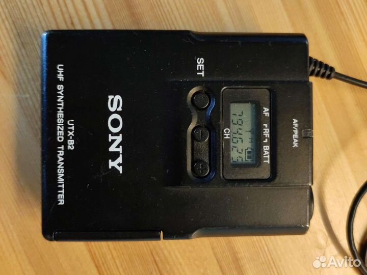 Петличный микрофон Sony