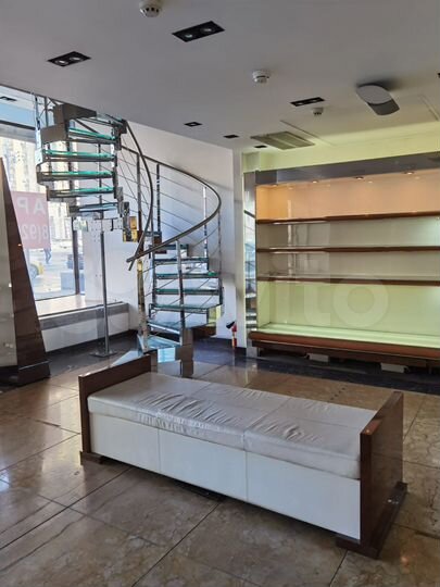 Торговая площадь, 268 м²