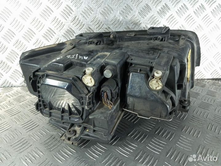 Фара левая 084411146LH Audi A4 B6 (01-05)