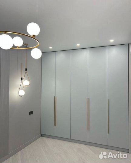 Шкаф распашной на заказ