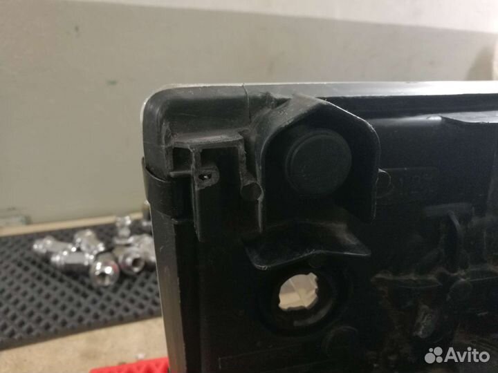 Фара левая Toyota Land cruiser 100