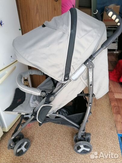 Коляска троость