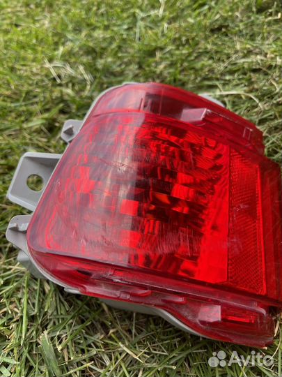 Задний фонарь в бампер для toyota land cruiser 200
