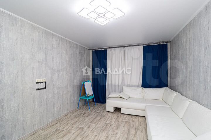3-к. квартира, 72,1 м², 8/10 эт.