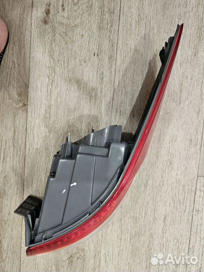 Фонарь правый внешний Kia Rio 3