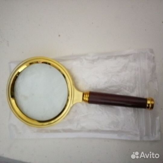 Лупа увеличительная. Сувенирная