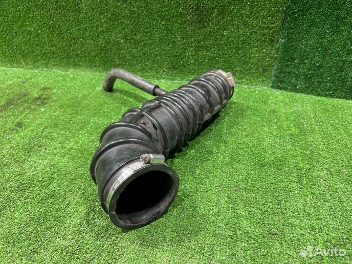 Патрубок воздушного фильтра Lifan Solano седан 1.6