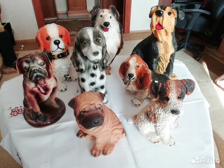 Статуэтки собак