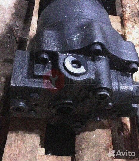 Гидромотор редуктора поворота Kobelco LQ15V00015F2