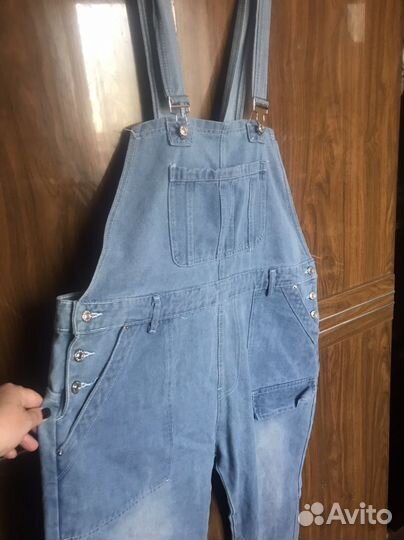 Джинсовый комбинезон